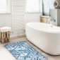 ambientazione bagno passatoia in vinile blue cementine