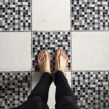 ambientazione pavimento piastrelle adesive x6 Black & White