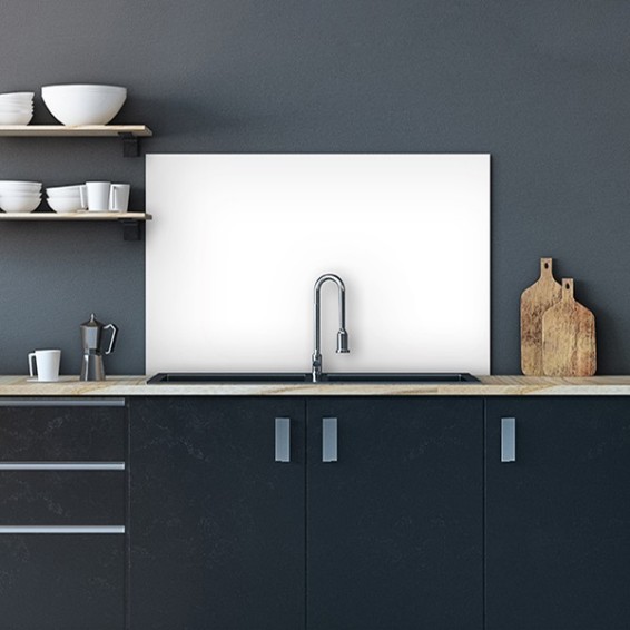 Paraschizzi in Alluminio Bianco 48x72 cm – Dekoidea