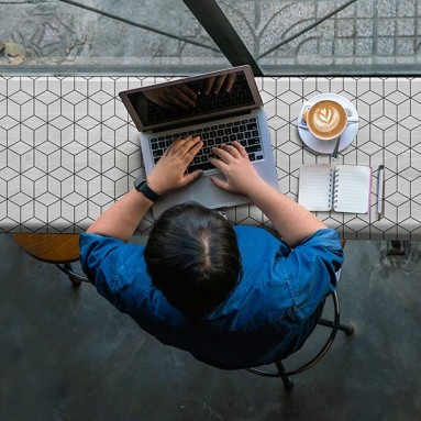 ambientazione tavolo rivestimento adesivo geometric