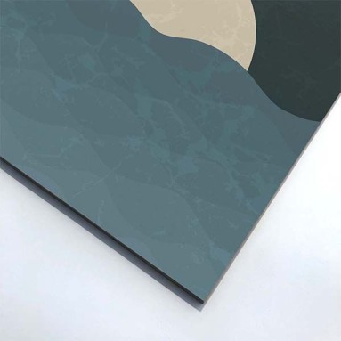 detail trittico in legno sole e luna