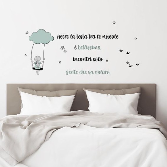 Adesivi in PVC Premium - Frase Adesiva - Testa tra le Nuvole