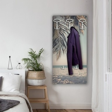 ambientazione camera prodotto attaccapanni in legno a parate palm
