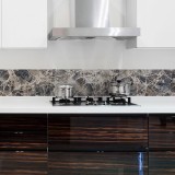 ambientazione cucina prodotto bordure per bagno e cucina grey marbles